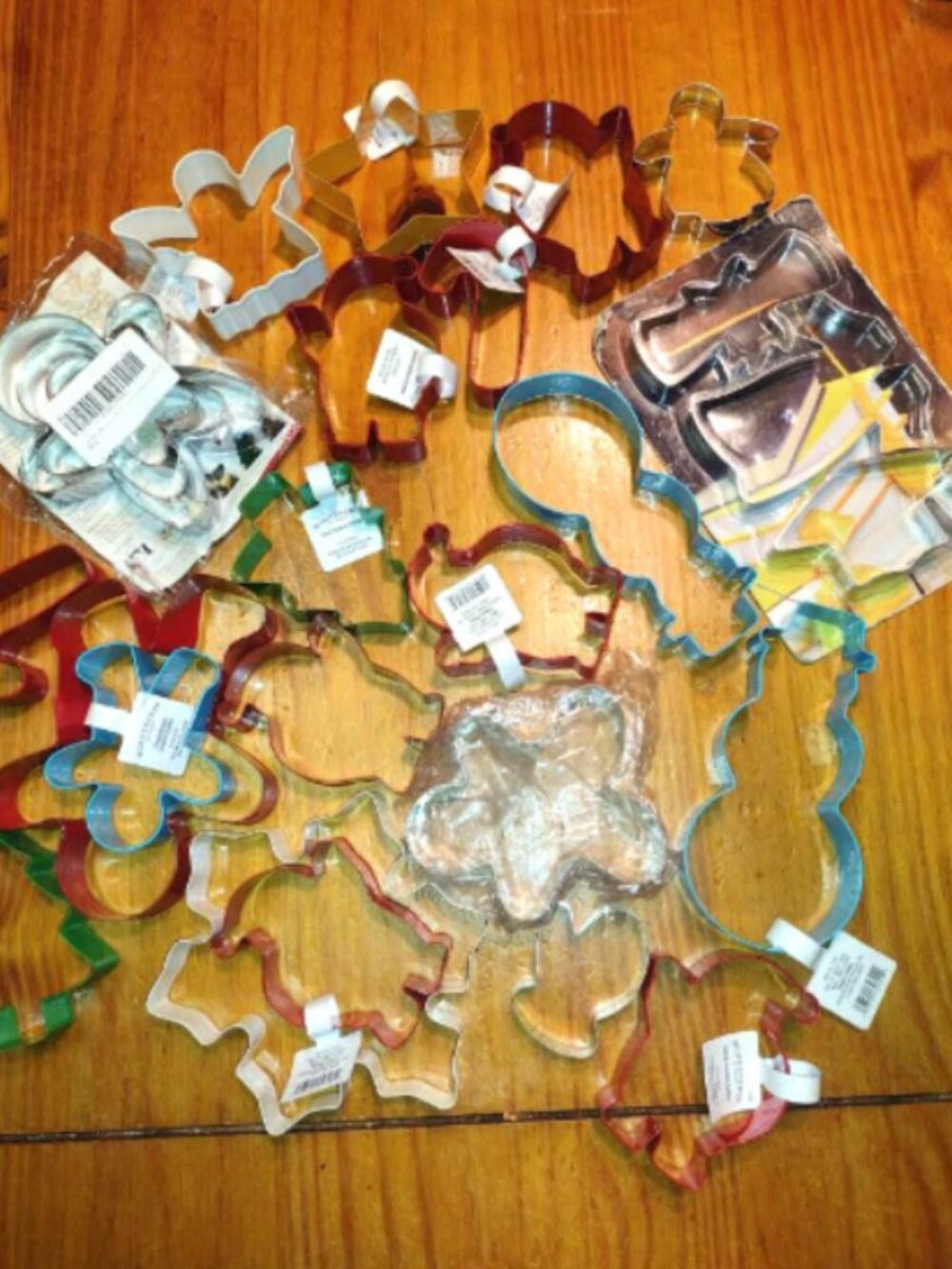 NEW 26 Christmas Cookie Cutters 3 Graduation Holiday Santa Gingerman Snowflake